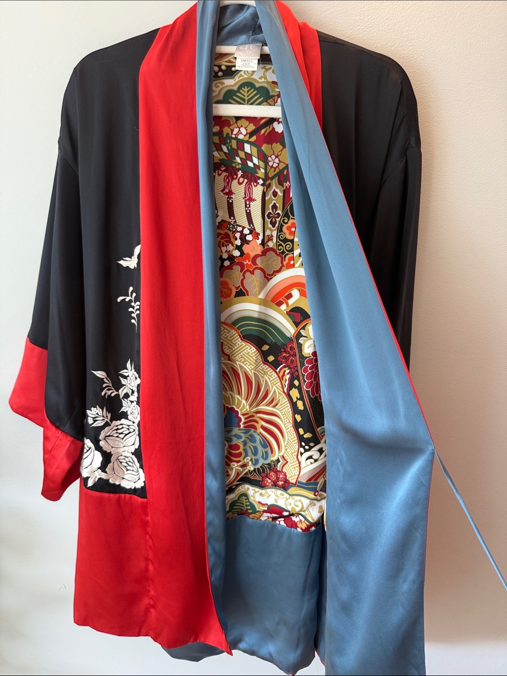 Y2K Natori 100% Silk Embroidered Kimono Robe Early 2000s